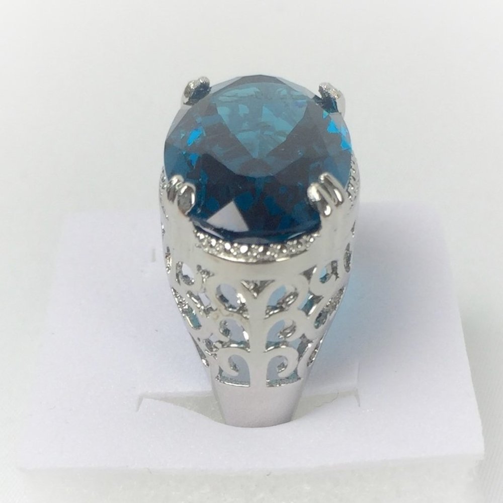 🎉Beautiful Big Blue Statement Ring - Picture 8 of 8